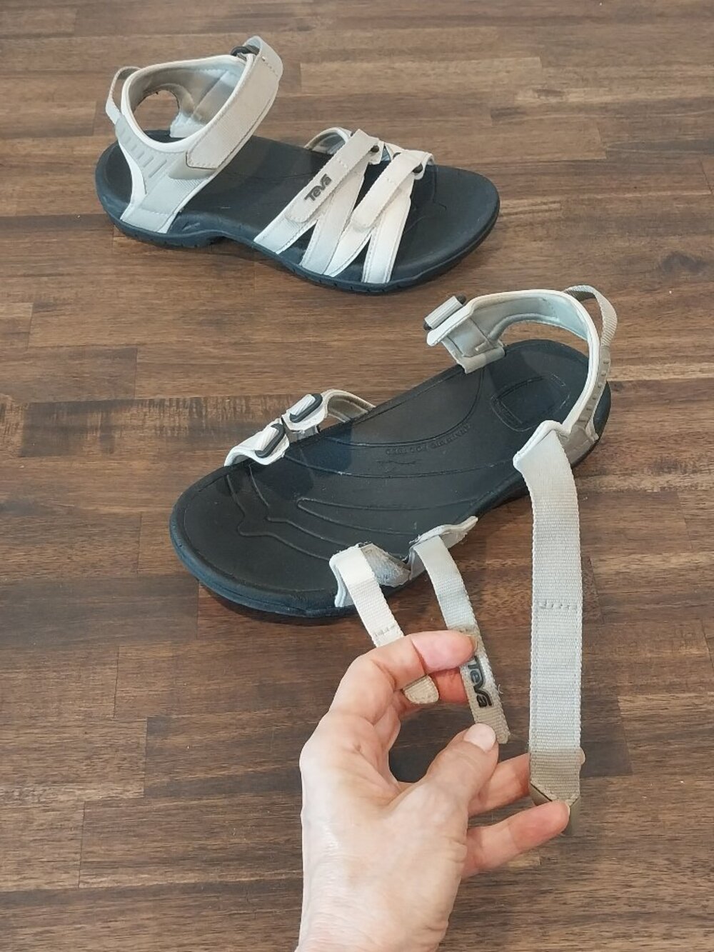 Teva Sandals Womens 6 Tirra 4266 Beige Gray Spider Rubber Sole Water Hook & Loop